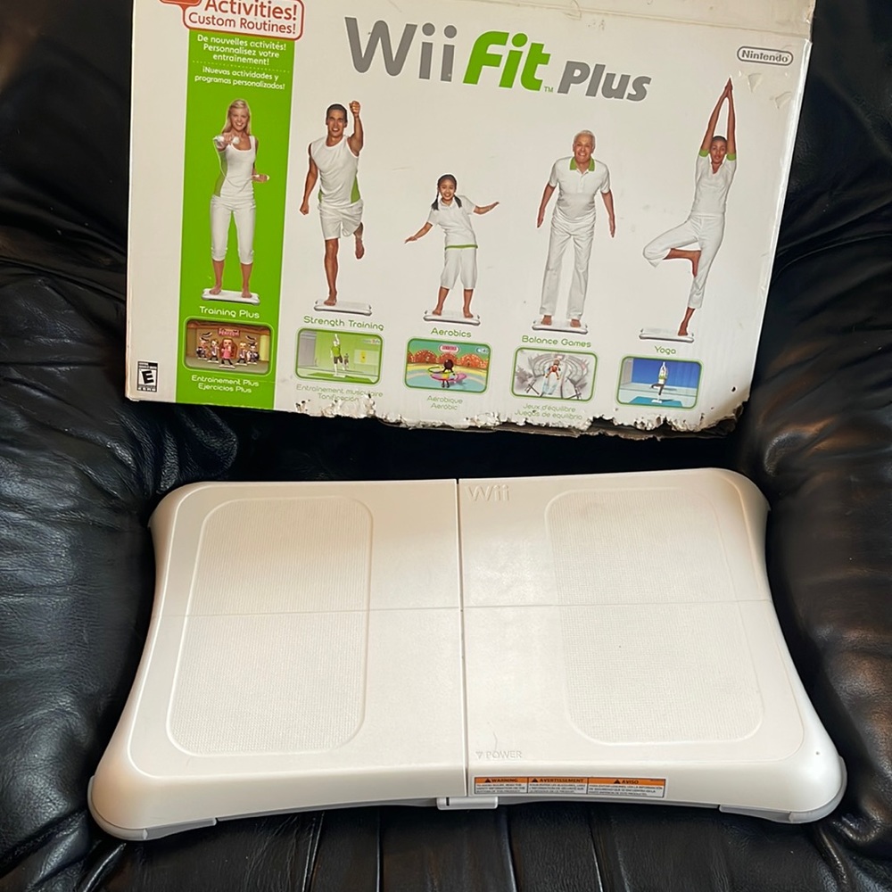Nintendo Wii Fit Plus